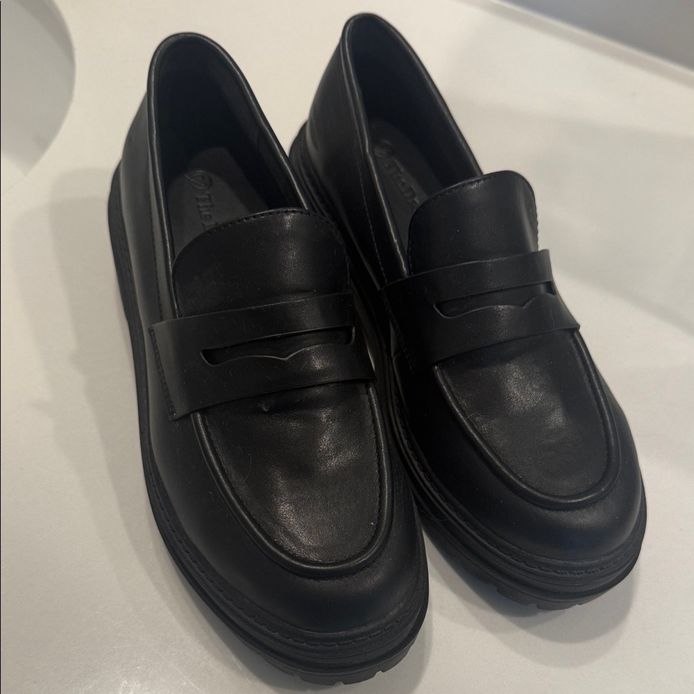 Elegant Black Women's Loafers